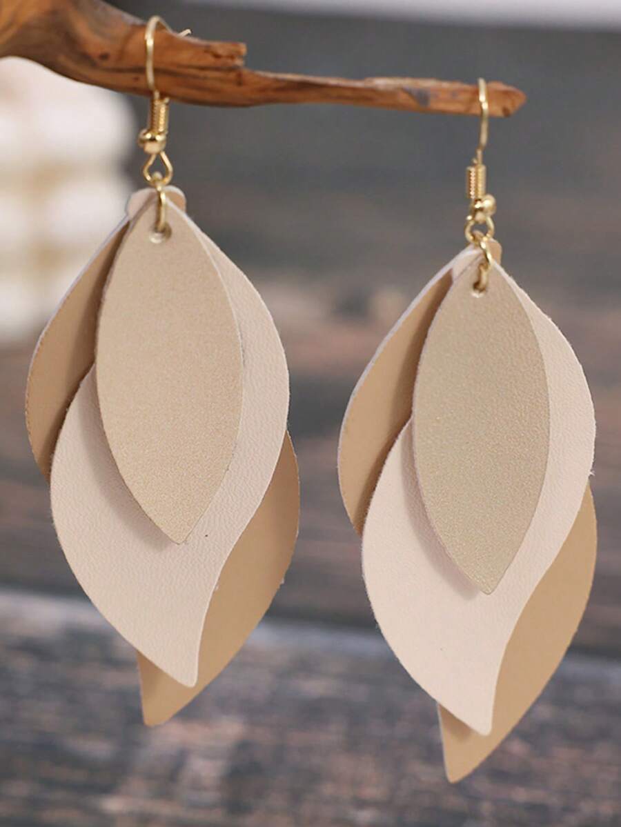 1 Pair Vintage Minimalist S-Shaped Leaf Multi-Layer Light Color PU Leather Earrings - Beige - View 1