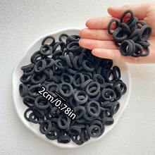 1000个黑白小号无缝弹力发圈，不留痕迹不伤发，强力弹力尼龙橡皮筋，适合各种发质，女性女孩日常造型配件，适用于学校、运动、瑜伽等场合，是母亲节、毕业典礼、生日的理想礼物。 - 黑與白 - 查看 6