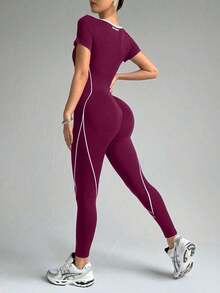 Dewbera 1 pieza Mono deportivo para mujer con diseño de letras sin costuras para correr, yoga y fitness - Rojo violeta - Ver 2