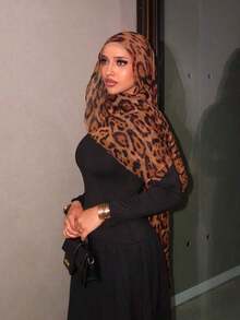 1pc Women's Scarf, Bohemian Leopard Print Headscarf, Lightweight & Breathable, Suitable For Women's Daily Wear, Can Be Paired With Abaya Robe And Veil - 卡其黑 - 查看 3