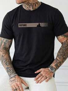 100% Pure Cotton, Breathable And Gentle On The Skin. Classic Crew Neck Design, Slim Fit, And Flattering For All Body Types. Fashionable Print With A Minimalist Style And High-Quality Finish. Unisex Design Perfect For Matching Outfits, Ideal For Everyday Wear, Dates, Leisure, And Streetwear – Versatile And Timeless. - 黑色 - 查看 10