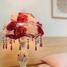 Pantalla de lámpara con rosas románticas francesas, pantalla de lámpara con accesorio de borlas con cuentas y flores de tela, pantalla de lámpara para ambiente nupcial (solo pantalla, base de lámpara no incluida) - Pantalla de lámpara de rosas blancas y rojas - Ver 2