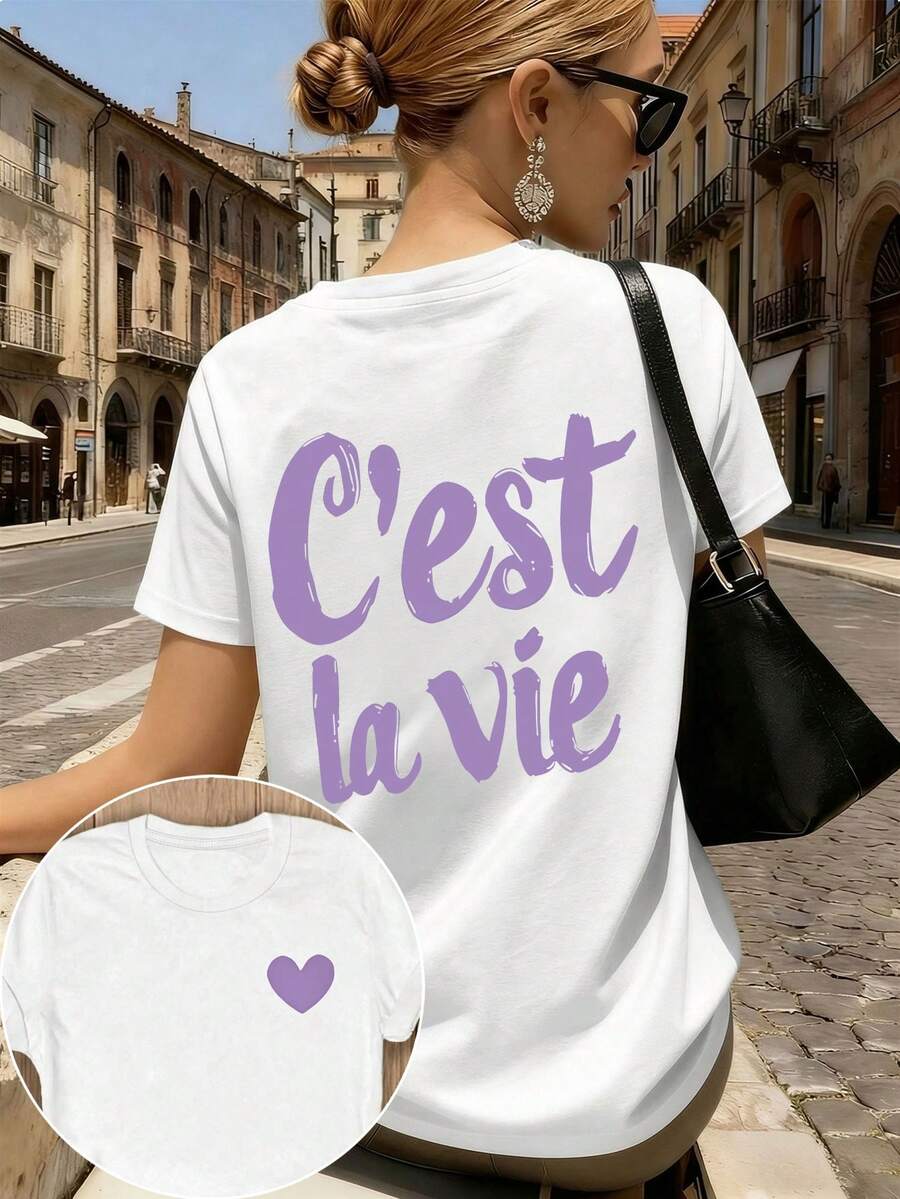 女士法式极简主义“C'est La Vie”字母印花短袖T恤，休闲舒适百搭圆领上衣，时尚春夏服饰，适合日常通勤和度假穿着，大码白色T恤 - 白色 - 查看 1
