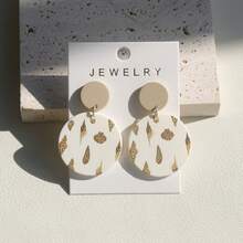 1 Pair Women's Dangle Earrings, Spring/Summer Beige Shell Print, Round Acrylic Clay Texture Earrings, Classic Round Accessories Elegant For Daily, Party, Vacation, Valentine's Day Gift - Y610 - View 2