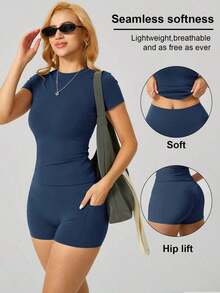 Conjunto de camiseta de manga corta de cuello redondo y pantalones cortos deportivos con bolsillo lateral para mujer, para el verano - Azul marino - Ver 1