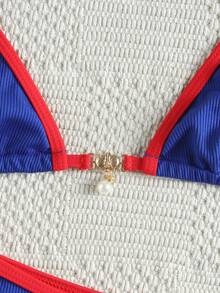 A Two Pieces Bikini Set With Blue And Red Contrasting Patterns For Women, An Elegant And Casual Swimsuit Set For Summer Beach Vacation Parties - Multicolor - View 5