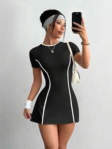 Dewbera Vestido deportivo blanco de manga corta y ajuste delgado para mujer con pantalones cortos y bolsillo para teléfono, para entrenamiento de tenis y actividades al aire libre - Negro - Ver 3