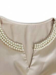 Set elegant de vară pentru femei, cu top și pantaloni scurți, cu mânecă scurtă și detalii cu perle - Șampanie - Vizualizare 3