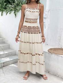 Bộ 2 món phong cách Bohemian gồm áo và chân váy in họa tiết tua rua, có dây đeo vai. - trắng - Xem 1