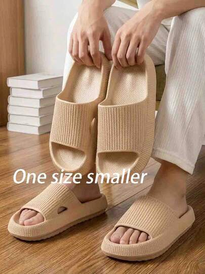 时尚新款厚底软底舒适休闲户外轻便度假沙滩拖鞋，EVA厚底软底多功能鞋，简约竖条纹单孔设计，适合室内外浴室等场合，柔软厚底鞋，优质轻便舒适情侣拖鞋（尺码偏小，建议选购大一码）