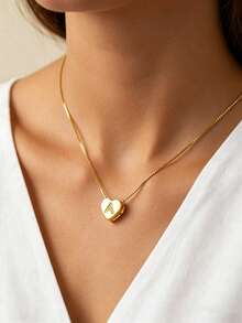 MECYLIFE 1 pièce Collier élégant en forme de cœur pour femmes, collier de mode avec lettre en forme de cœur, pendentif personnalisé avec initiale sur chaîne en acier inoxydable - Or jaune - Voir 5