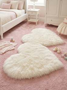 1pc White Fluffy Heart-Shaped Rug, Cute Play Mat, Decorative Carpet, Bedroom Decor, Small Rug, Carpet, Home Decor, Outdoor Rug, Washable Rug, Graduation/Mother's Day Gift - White - View 2