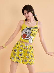 OBM Sleepwear X LOONEY TUNES Bộ đồ ngủ nữ mềm mại và thoáng khí với họa tiết gà con, vẹt mào và cử chỉ tay OK, bao gồm áo hai dây và quần short. - Màu vàng - Xem 6