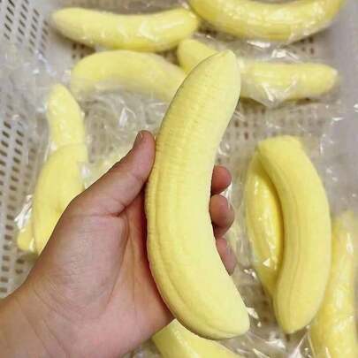 2pcs Super Soft Sticky Realistic Banana Squeeze Toy, With Stress Relief And Kneading Function, Simulating Slow Rebound And Kneading Of Banana Pulp