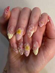 中號杏仁形穿戴式美甲貼片 10 件 DIY 套裝，馬卡龍配色藍色、黃色與裸粉色，飾有 3D 浮雕貝殼、花朵、珍珠與金色細節，夏日島嶼風美甲貼片 - 彩色 - 查看 1