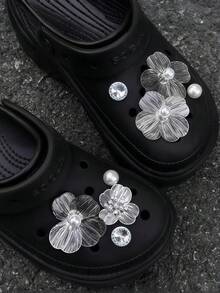 8pcs New Silver-White 3D Flower Pearl Shoe Clips, Detachable Beach Shoes Accessories, Shoe Buckles, Faux Pearl Decorations, Creative Perfect Gift, Suitable For Spring, Summer, Autumn, Winter - 3D Silver Flowers - View 2