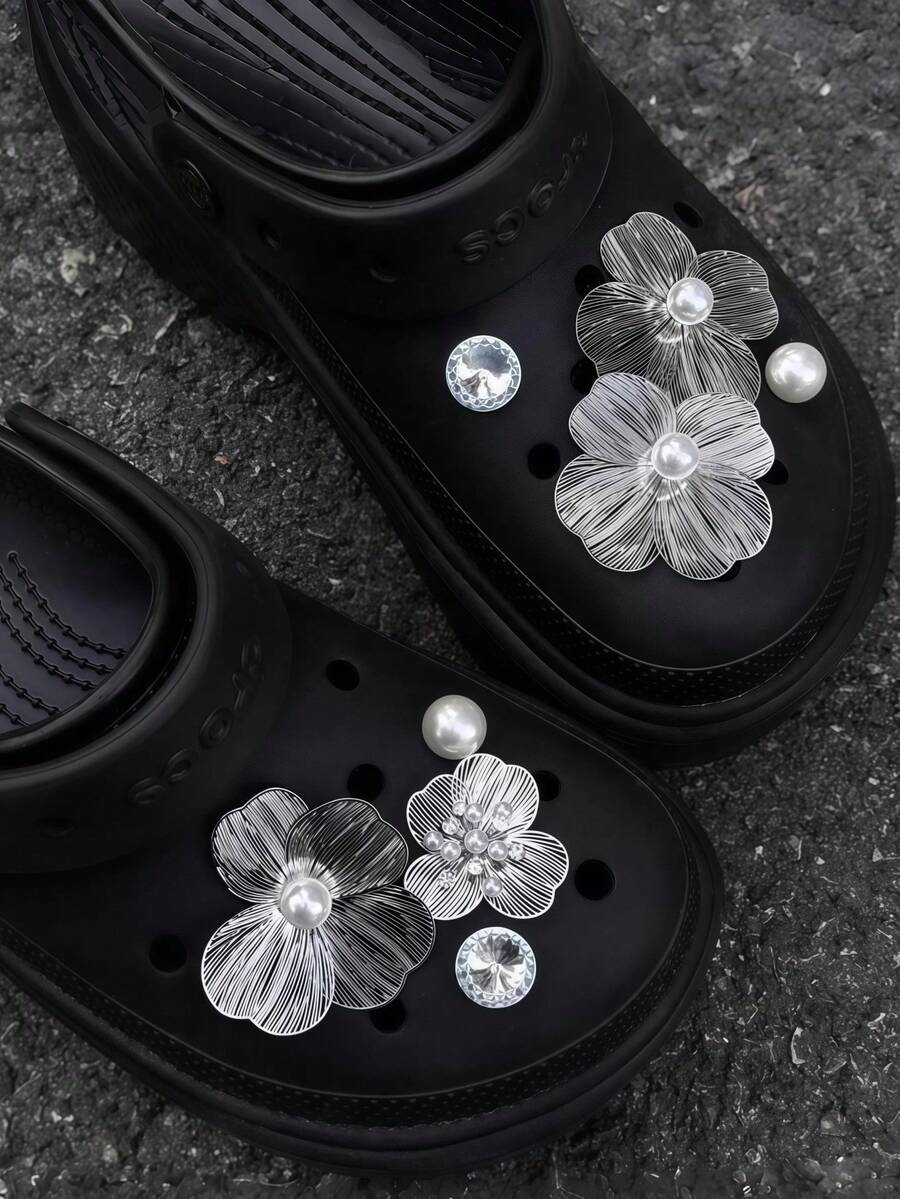 8pcs New Silver-White 3D Flower Pearl Shoe Clips, Detachable Beach Shoes Accessories, Shoe Buckles, Faux Pearl Decorations, Creative Perfect Gift, Suitable For Spring, Summer, Autumn, Winter