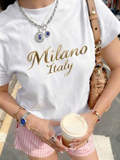 超大款T恤，饰有“米兰，意大利”金属字母印花，Y2K美学奢华复古街头风，休闲日常夏季纯棉上衣，城市标语T恤，适合旅行，男女皆宜的独特时尚单品