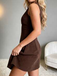 Minivestido de mujer sin mangas, cuello redondo, con lazo, color liso, ideal para el verano y ocasiones informales. - Marrón Chocolate - Ver 2