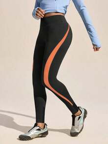 Exploreva Women's Seamless Leggings With Color Block Design - Army Green - View 4