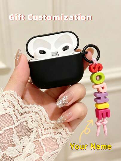 (Bộ 2 món, tùy chỉnh) 1 ốp bảo vệ tai nghe Bluetooth màu đen/hồng mờ tối giản + 1 móc khóa chữ cái tiếng Anh đính hạt acrylic nhiều màu tùy chỉnh, phù hợp với tai nghe thế hệ thứ 4, Pro, thế hệ thứ 2 và thứ 3, chữ cái có thể tùy chỉnh, phụ kiện túi xách cá nhân hóa, quà tặng tên tùy chỉnh, móc khóa cá nhân hóa.