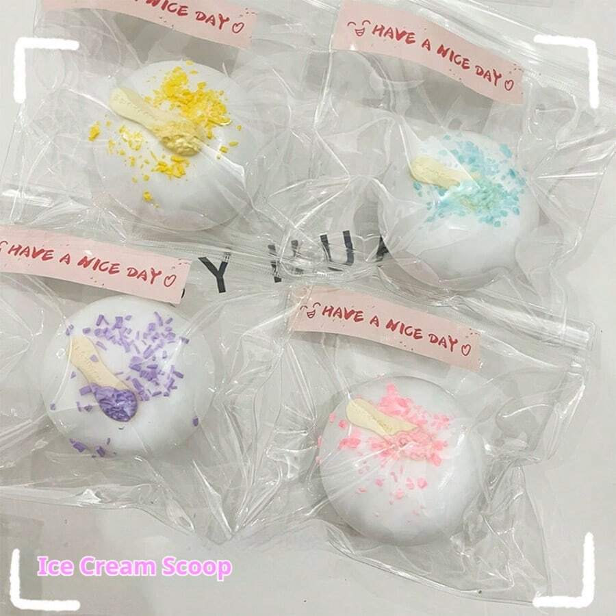 1个可爱冰淇淋球（TPR材质），外观超级萌，趣味十足，彻底缓解压力，手持挤压玩具，生日礼物，节日礼物，赠品，礼品