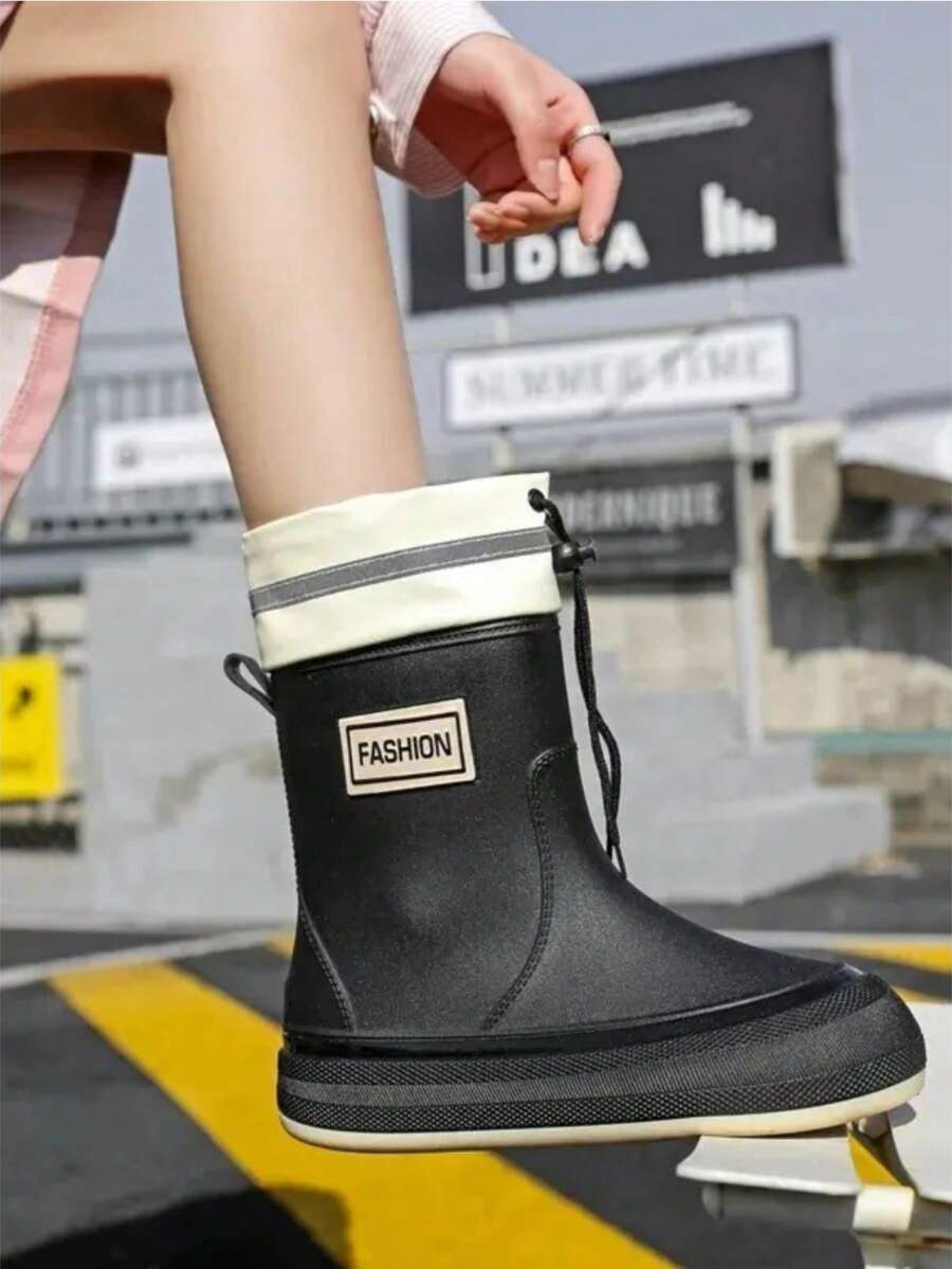 Botas de lluvia cortas y elegantes para mujer con abertura impermeable ajustable, calzado impermeable para jardinería, fabricadas en plástico PVC impermeable de alta calidad, ideales para trabajar al aire libre, jardinería o cualquier actividad en días lluviosos. - Negro- - Ver 1