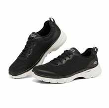 Skechers 女士 GO WALK 6 系带运动鞋，轻便舒适，减震透气网面休闲运动鞋 - 黑與白 - 查看 4