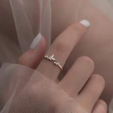 Flashing Butterfly Leaf Ring For Women, Light Luxury Niche Design,  And Unique Style, Adjustable Open Ring, Versatile Accessory For Daily Commuting - Silver - View 4