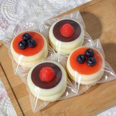 1 món đồ chơi bóp mềm hình bánh kem, kết cấu bánh dâu tây việt quất, độ đàn hồi chậm, cảm giác bóp thoải mái, bóng bóp giảm căng thẳng, đồ chơi bóp giảm áp lực ngón tay, bóng bóp gel mềm thủ công, bóng giảm căng thẳng hình bánh kem chân thực, quà tặng (Túi đóng gói ngẫu nhiên)