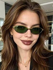1pc Retro Green Lens Oval Fashionable Fashion Glasses, Korean Ins Style Small Frame Fashion Glasses, Face-Slimming, Versatile For Street, Travel, Driving, Outdoor - Green - View 3