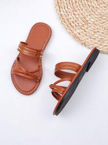 Dép trẻ em kiểu dáng mới thời trang mùa hè, dép xăng đan đế bằng, dép đi biển hở mũi thoải mái cho bé gái và trẻ nhỏ. - màu nâu - Xem 4