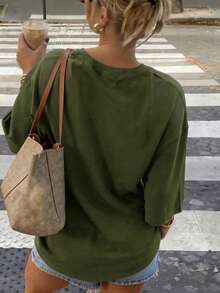 Camiseta de mujer estampada de manga corta para verano, tela de poliéster, estilo multifuncional, corte regular, peso 180 gramos, 1 unidad. - Verde militar - Ver 3