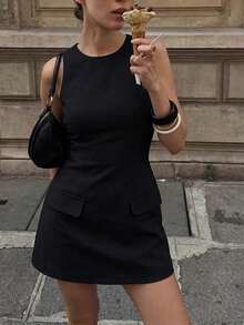 EARO Women's Sleeveless Short Dress, Made Of Non-Stretch Fabric, Decorated With Flap Pockets Elegant Black Summer - Black - View 2