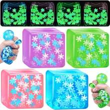 Adult Stress-Relief Toy, Glowing Snowflake Cube Squeeze Ball, Slow-Rebound Candy Toy, Sensory Toy, Malt Ball Stress-Relief, Suitable For Party Favors And Birthday Gifts. - 1件藍色 - 查看 2