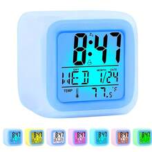 Reloj despertador digital de cubo de 7 colores con luces de colores, reloj de escritorio multimodal con luz nocturna para dormitorio, oficina, decoración del hogar (baterías no incluidas) - 7 colores de luz - Ver 11