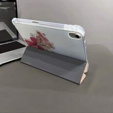 1 chiếc ốp lưng máy tính bảng hình gấu dễ thương cầm hoa, tương thích với iPad thế hệ thứ 10 10.9 inch 2022 / Air 13 (M3 2025) / Air 11 (M3 2025). Tương thích với SAMSUNG, , Oppo Pad, Matepad, Vivo Pad, Honor Pad. - Nhiều màu - Xem 5