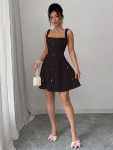 Vestido casual de mujer con parches de unicolor, tirantes anchos y cuentas - Negro - Ver 6