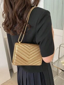 女士纯色珍珠链条包，新款小众设计网红时尚链条单肩斜挎包，ins风百搭小方包，高光泽压纹纯色迷你链条单肩包 - 金色 - 查看 4