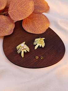 Khuyên tai ngọc trai bất đối xứng mới, hình lông vũ, hình học, hoa lá, nơ dành cho nữ, chất liệu thép không gỉ không gây dị ứng, ánh vàng lấp lánh với ngọc trai giả mịn màng, phù hợp với áo phông, váy, trang phục trang trọng, hàng ngày, kỳ nghỉ, đám cưới, lễ hội âm nhạc, cũng là một món quà tuyệt vời. - Vàng - Xem 5