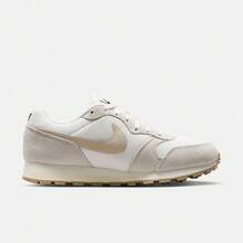 Women's WMNS NIKE MD RUNNER 2 SE Casual Sports Shoes, Low-Top IR1378-100 - Beige - View 2