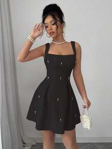 Vestido casual de mujer con parches de unicolor, tirantes anchos y cuentas - Negro - Ver 4