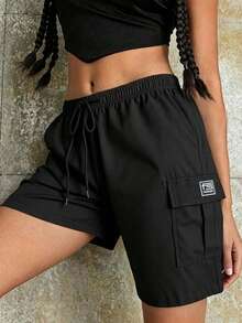 Short cargo pour femmes, design de poches latérales, coupe ample, taille élastique d'été avec cordon de serrage, poches noires - Noir - Voir 10