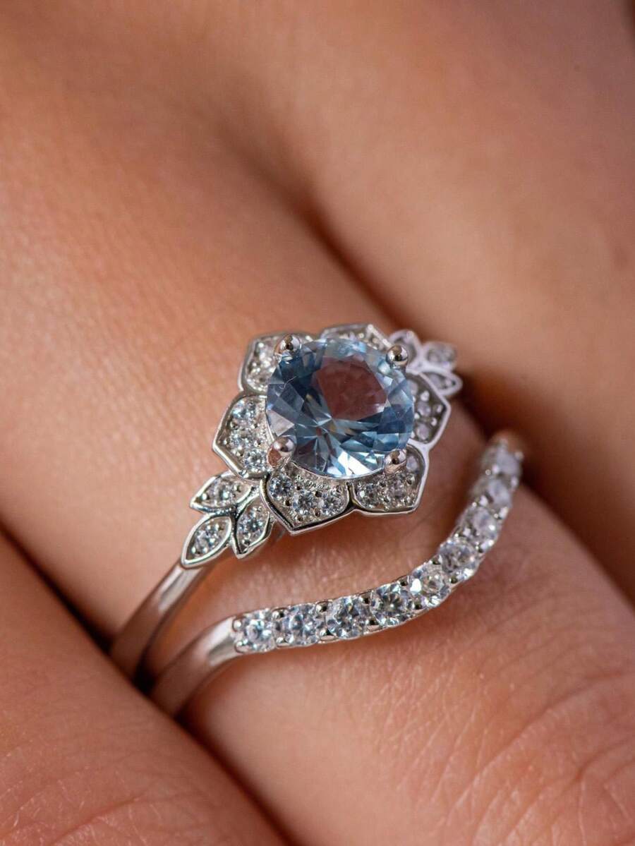 A Delicate, Elegant, Luxurious And Simple Silver Ring Set With Blue Artificial Zirconia, Suitable For Weddings, Daily Dates, Parties, Engagement Rings, And As A Valentine's Day Gift. - Silver - View 1