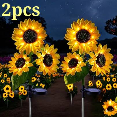 1/2 chiếc đèn đường hình hoa hướng dương 3 đầu chạy bằng năng lượng mặt trời, tự động bật/tắt, chống thấm nước, dùng trang trí sân vườn, bãi cỏ, hiên nhà.