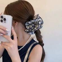 Dây buộc tóc sọc thanh lịch, chất liệu polyester, thích hợp cho búi tóc, tóc đuôi ngựa, dùng được cho mọi mùa. - Nhiều màu - Xem 4
