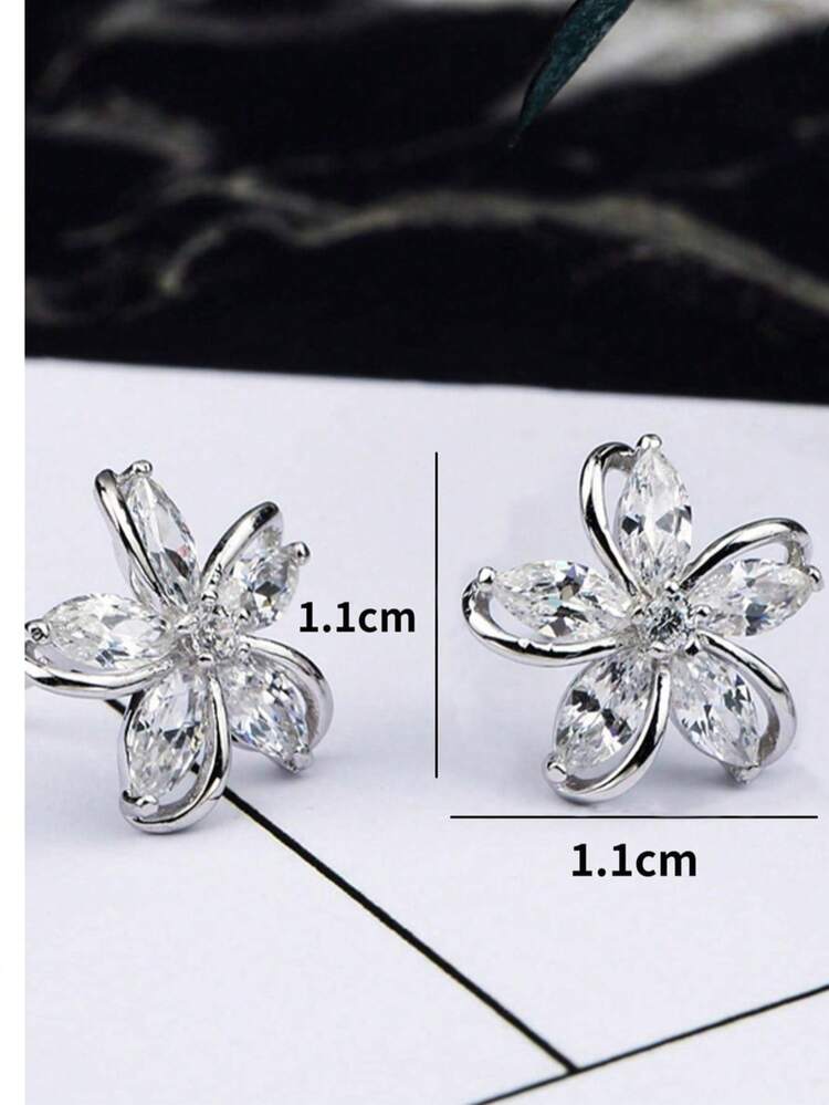 1pair Bridal Flower Petal Shaped Cubic Zirconia Stud Earrings For Women's Daily Wear Elegant. Valentine's Day Accessories