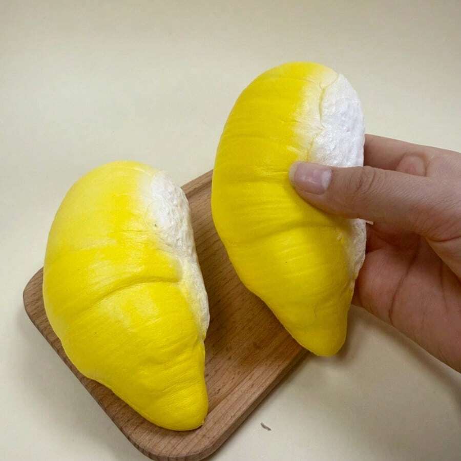 1个超湿润柔软的牛奶味仿真榴莲慢回弹减压玩具，发泄软萌玩具，毛茸茸小玩具 - 彩色 - 查看 1