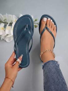 French Style Thong Sandals For Women, New Summer Sweet Fairy Versatile Beach Holiday Soft Bottom Beach Slippers, Suitable For Dates, Gatherings, Parties, Casual Daily Wear - Dark Blue - View 1