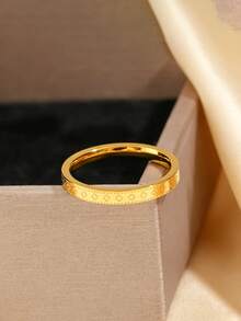 1 pieza Anillo de aro con trébol de cuatro hojas chapado en oro de 18K de acero inoxidable, resistente al agua y a la decoloración, adecuado para uso diario de mujeres, regalos festivos, fiestas y banquetes - Dorado - Ver 9